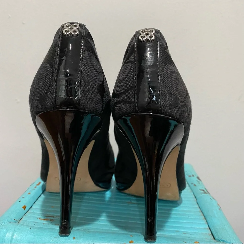 Coach Caya Signature Logo Allover Black 4” Pumps Heels Size 6 B - Picture 4 of 14